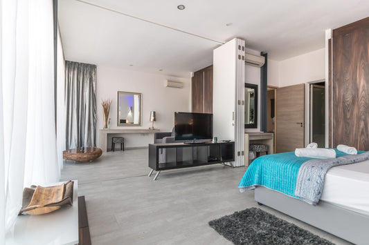 INTERIOR DESIGN: Fashionable Flooring Trends