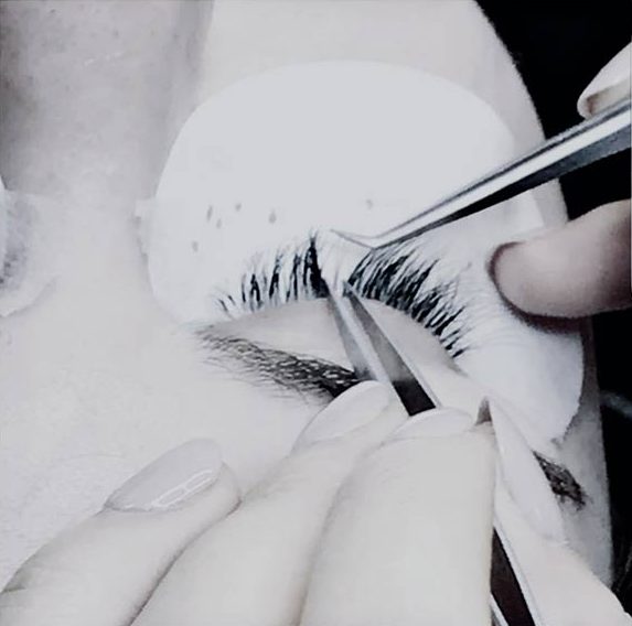 5 Beauty Treatments For Lovers Of A Low Maintenance Life