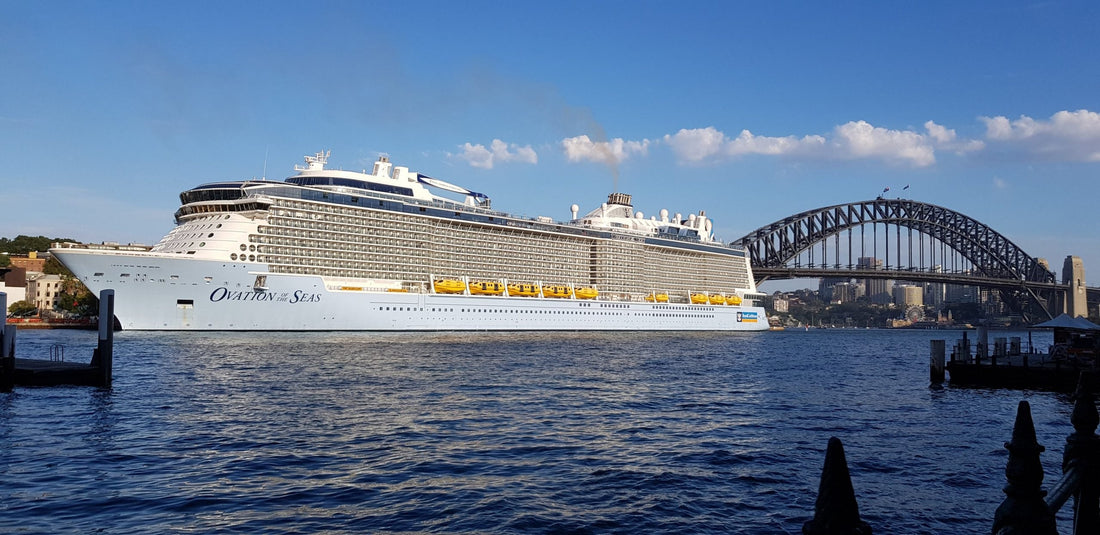 New Zealand Christmas Cruise Travel Vlog | OVATION OF THE SEAS REVIEW